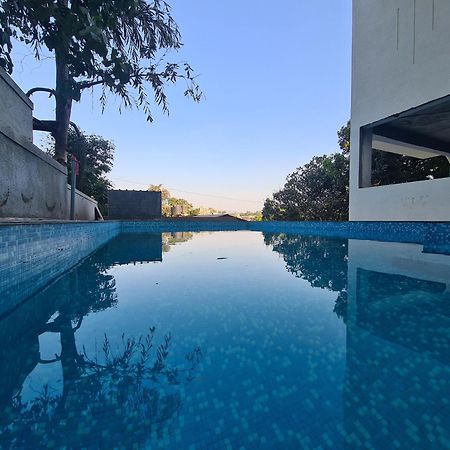 Mountain Hill Resort Лонавла Екстер'єр фото