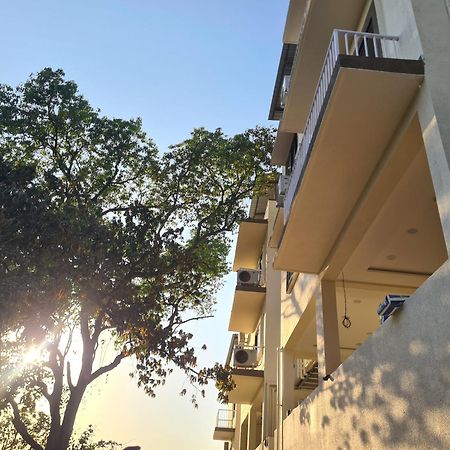 Mountain Hill Resort Лонавла Екстер'єр фото